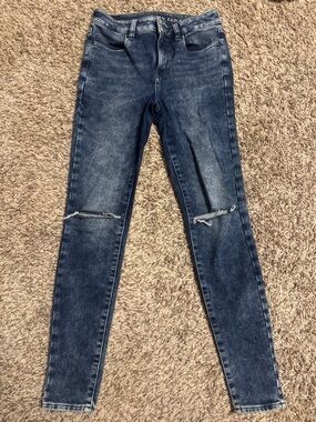 American Eagle Outfitters Women's Blue Ripped Skinny Jeans